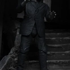 NECA Frankensteins Monster - Ultimate Monster Actionfigur (schwarz/weiß) -Ubisoft News Geschäft 048054