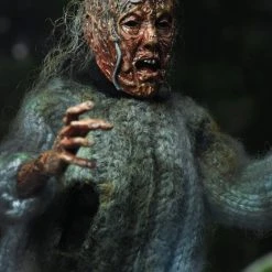 NECA Friday The 13th - Corpse Pamela (Lady Of The Lake) Clothed Actionfigur -Ubisoft News Geschäft 39724 5