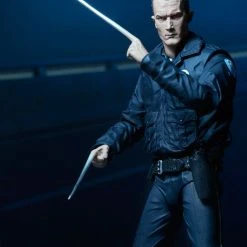 NECA Terminator 2 Judgment Day - Ultimate T-1000 Motorcycle Cop Figur -Ubisoft News Geschäft 61dfb6cc52ebd40bdd50be3f463ca891516bf9e02fdd01461a3bc952ae86a383