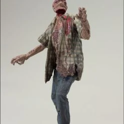 McFarlane Toys The Walking Dead TV Serie 6 - RV Walker Figur -Ubisoft News Geschäft 742373d20892a8ae385a2dad377204387002784f3b4ea0b7ce33a7d01a0eca9c