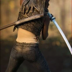 McFarlane Toys The Walking Dead - Michonne 17cm Color Tops Figur -Ubisoft News Geschäft ba023359737dca98d97a8dc0f03a3d73094f146d5f292808f9020d8621a3f5c1
