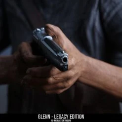 McFarlane Toys The Walking Dead TV - Glenn Legacy Edition Deluxe Figur -Ubisoft News Geschäft cd4af321267daab6f6ea60b98649c367aedb2be44fed09d64a0bff336e71b7ca