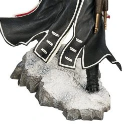 Ubisoft Assassins Creed Rogue - The Renegade Shay 24cm Figur -Ubisoft News Geschäft d39228356baece8cf85dbc382304314497d578c776945807c51b083b5c7e06e5
