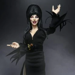 NECA Elvira, Mistress Of The Dark - Clothed Actionfigur -Ubisoft News Geschäft elvira13 scaled 1