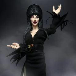 NECA Elvira, Mistress Of The Dark - Clothed Actionfigur -Ubisoft News Geschäft elvira9 scaled 1