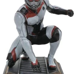 Diamond Select Marvel Gallery - Avengers 4 - Quantum Realm Ant-Man Statue