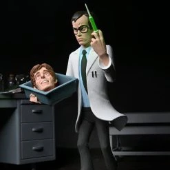 NECA Toony Terrors Series 6 - Herbert West Figur -Ubisoft News Geschäft herbert west3 scaled 1 5