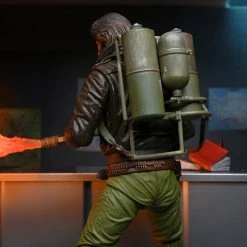 NECA The Thing - Ultimate MacReady V2 (Station Survival) - Limited Edition Figur -Ubisoft News Geschäft macready7 scaled 2