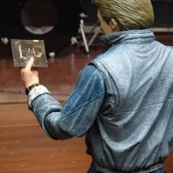 NECA Zurück In Die Zukunft - Marty McFly Ultimate Actionfigur (Audition) 26 NECA Zurück In Die Zukunft - Marty McFly Ultimate Actionfigur (Audition) -Ubisoft News Geschäft marty11