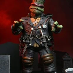 NECA Universal Monsters X TMNT - Ultimate Raphael Als Frankensteins Monster Figur -Ubisoft News Geschäft raph3 scaled 1