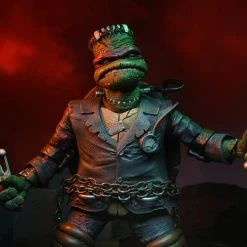 NECA Universal Monsters X TMNT - Ultimate Raphael Als Frankensteins Monster Figur -Ubisoft News Geschäft raph7 scaled 1