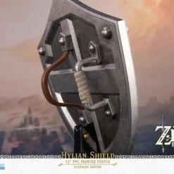 Diverse First 4 Figures - The Legend Of Zelda - Hylian Shield Statue -Ubisoft News Geschäft x f4fbotwhs j